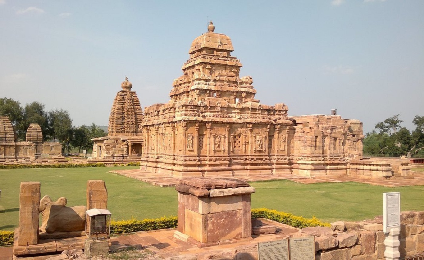 north karnataka hampi badami bijapur package tour